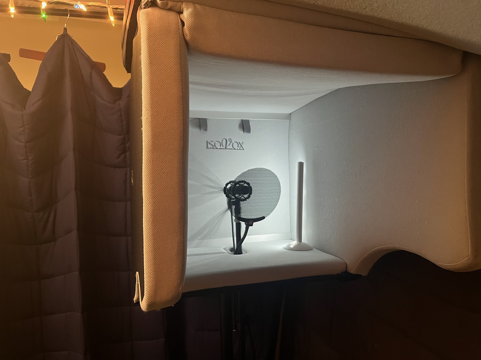 Lori Lynner IsoVox recording isolation booth